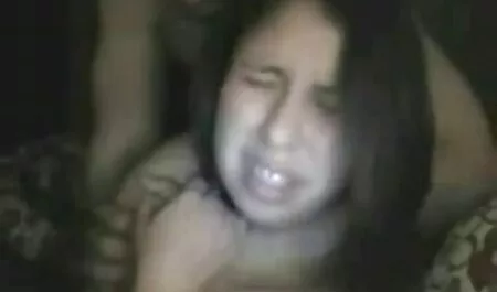 ميتوني وقتي از جويي گازت ميگيرم انال زوری به کونم نگاه کني