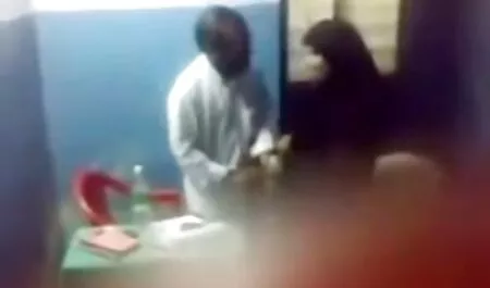 نونوجوان هیجان انال پورن زده licks دوست دختر خود را