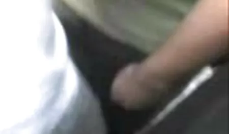 دختر داغ در لباس زیر مش fucks در بردگان او. انال پورن