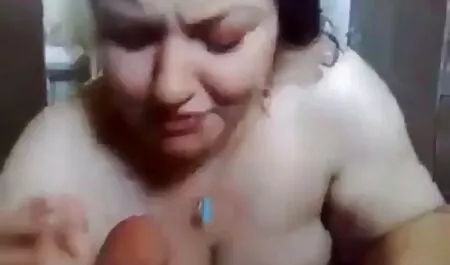 بین نژادهای مختلف, انال دختر ماساژ پروستات (سه نفری)